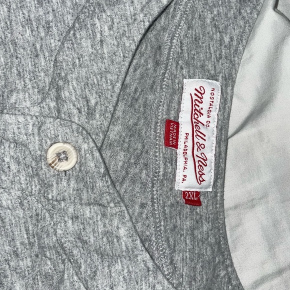 Blue jays tee - Picture 3 of 4